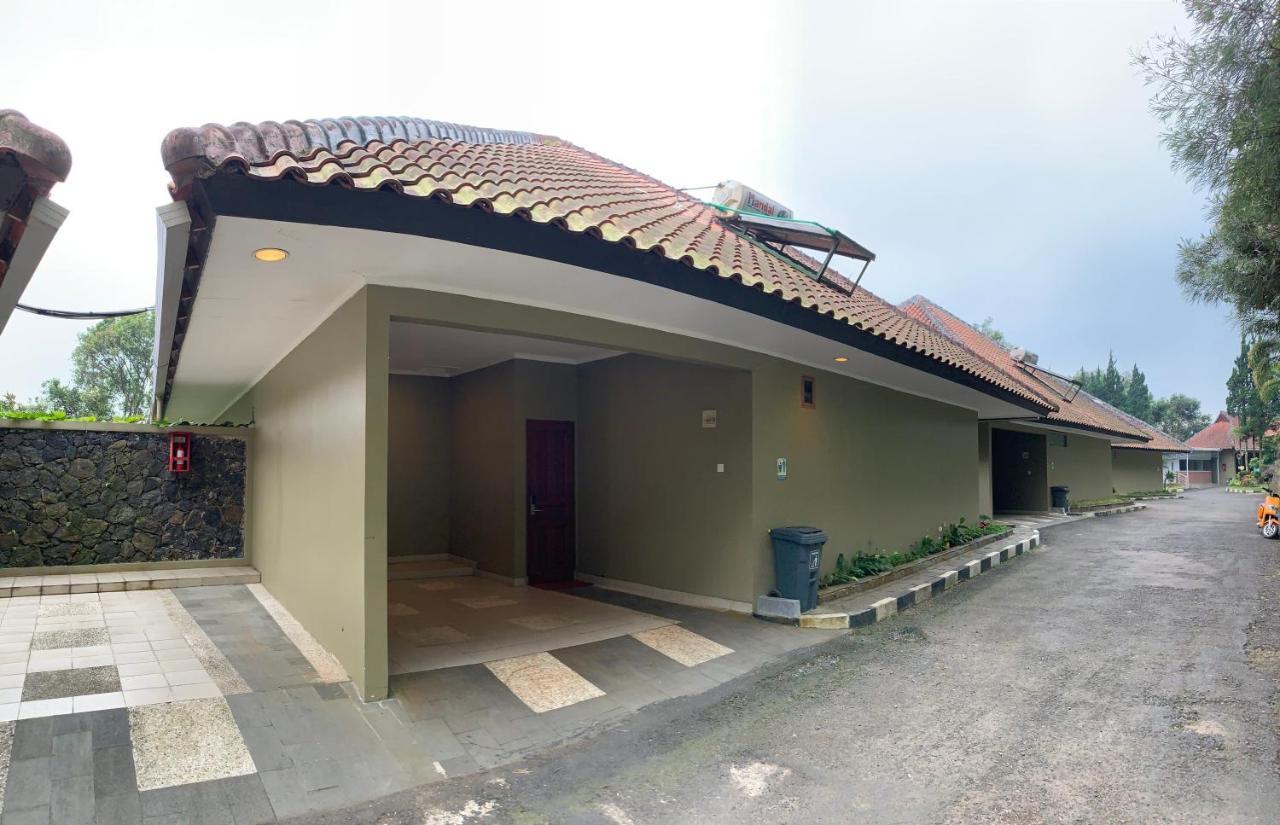 Gracia Spa Resort Hotel Desa Desa Ciater Exteriör bild